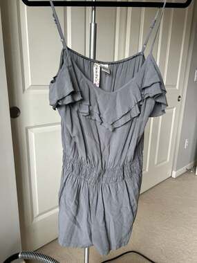 Mimi Chica Grey Ruffle Smocked Waist Romper Size XL